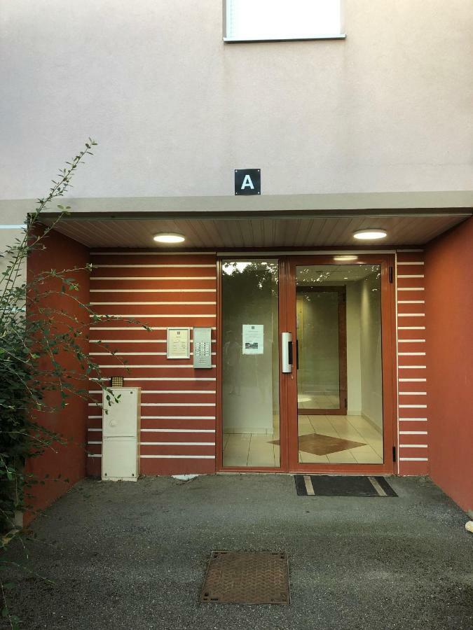 Appartement Au Milieu Des Lacs, Au Bord Du Guiers Aoste Zewnętrze zdjęcie